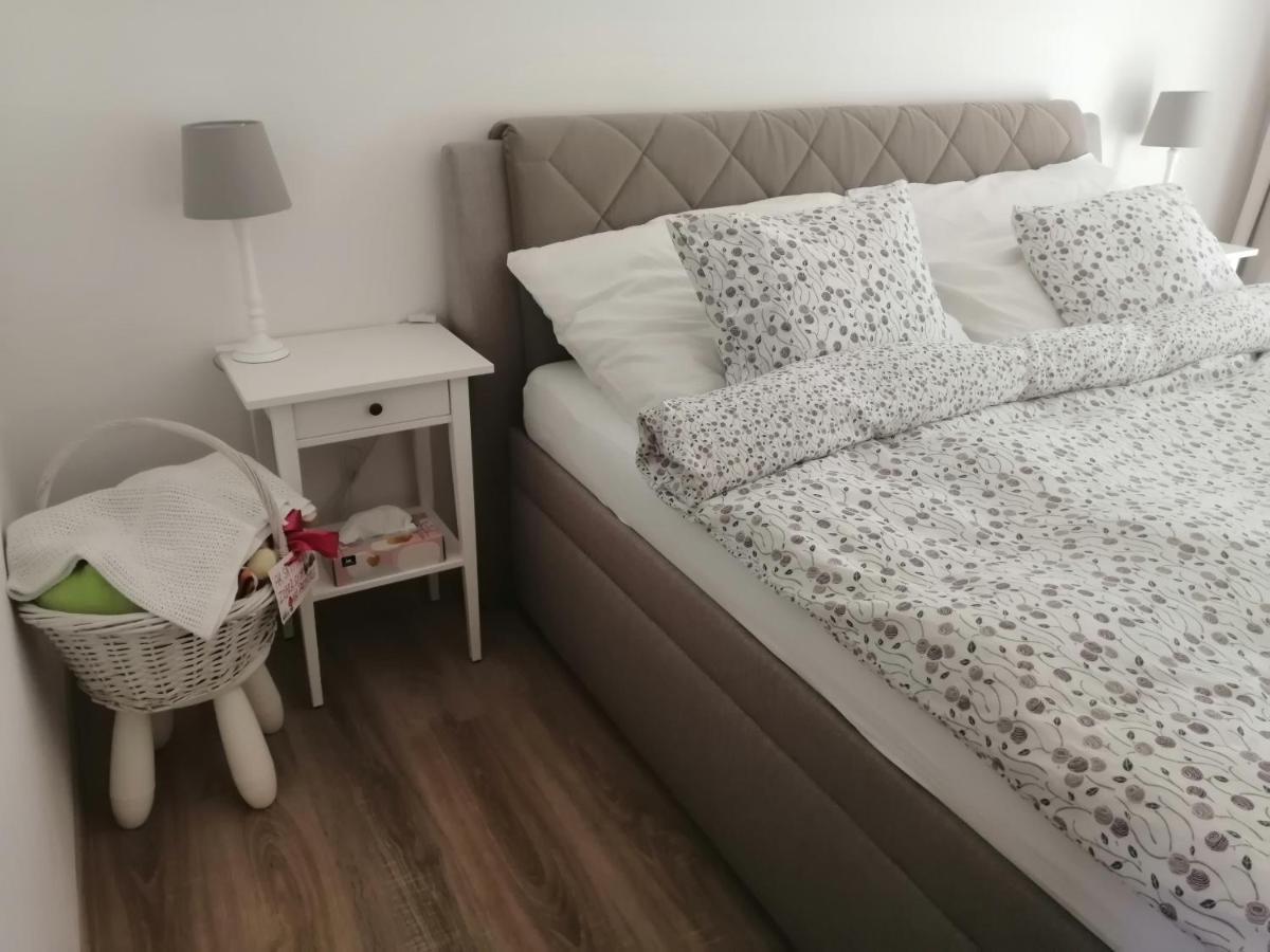 Jediny Apartman تاترانسكا ستربا المظهر الخارجي الصورة